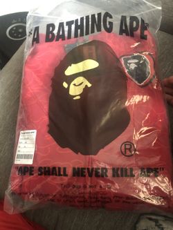 RED BAPE FULL ZIP UP