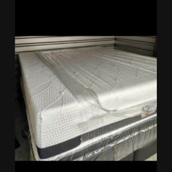 Queen size new thick pillow top bed can deliver 