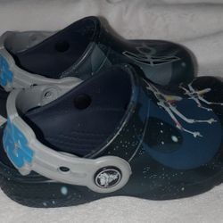 Crocs Star Wars Toddler Size 7 Shoes