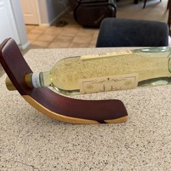 Beautiful Unique Wood Wine/bottle Holder 