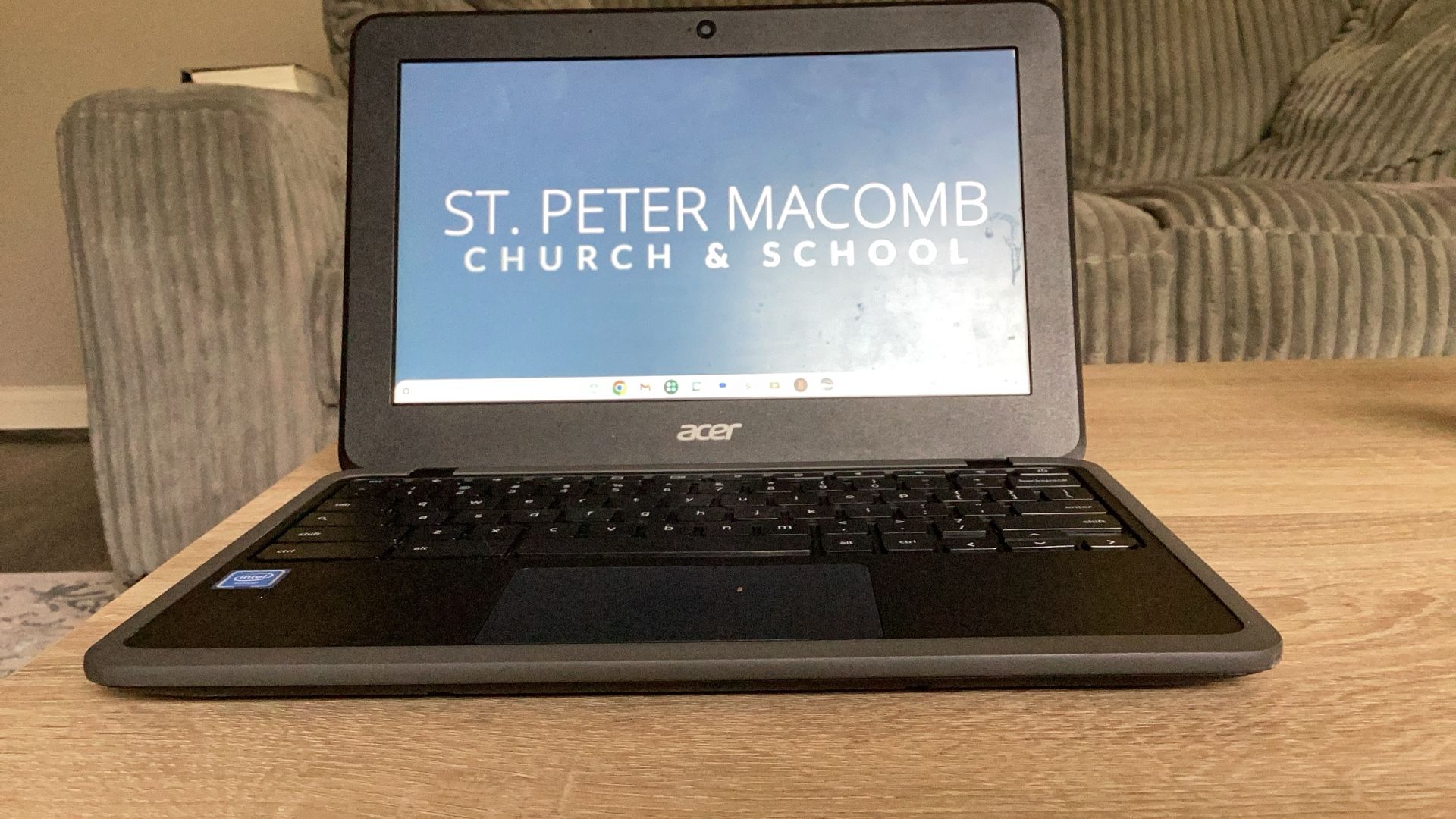 Acer Chromebook Laptop With A Charger