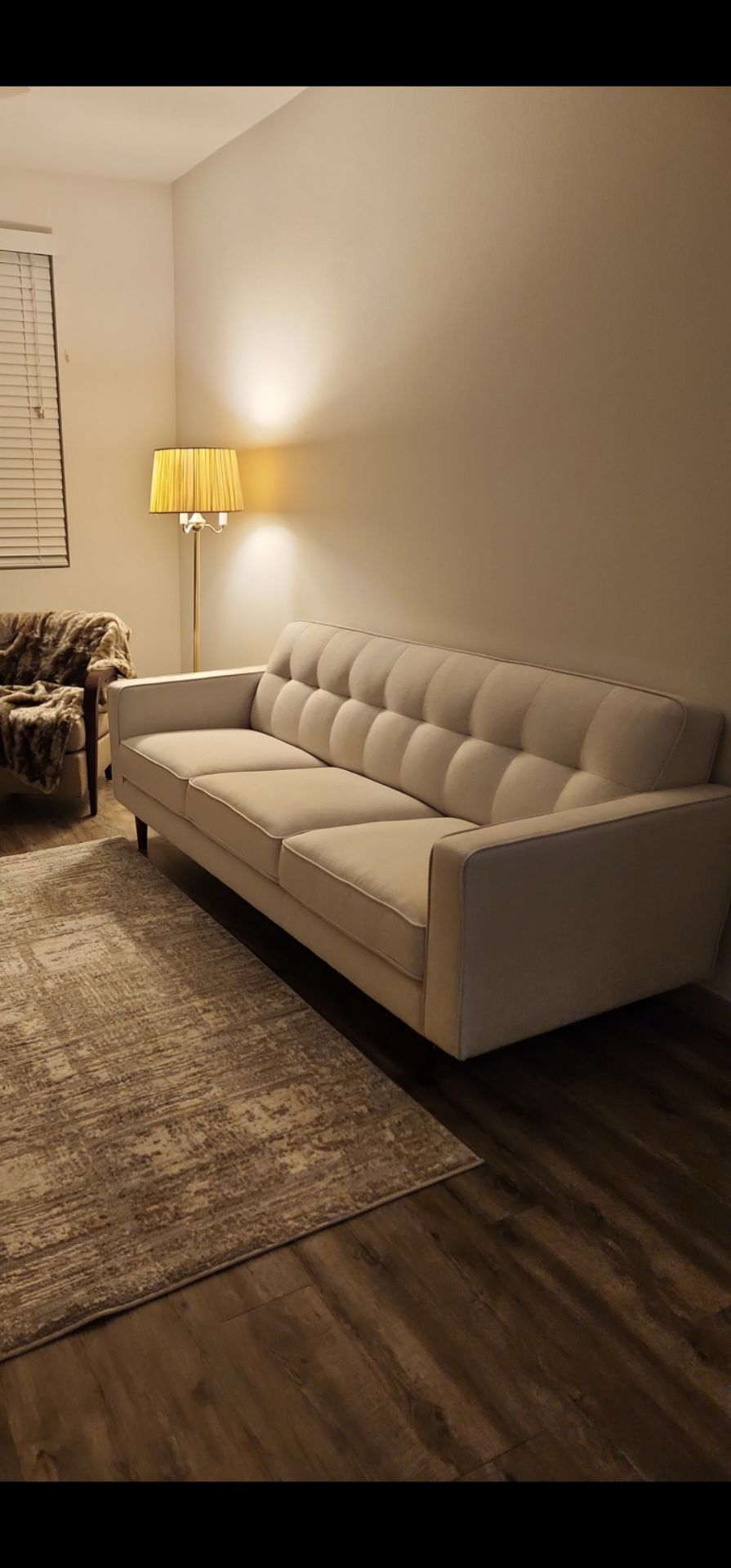 Sofa / Coach Off-white