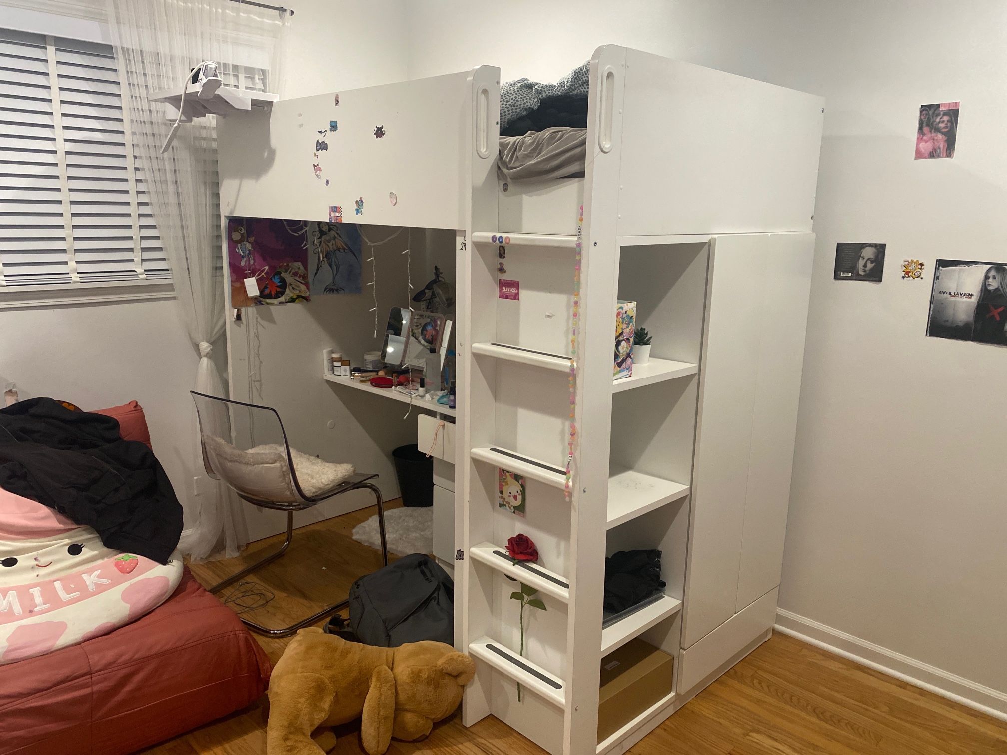 Bunk bed / Desk
