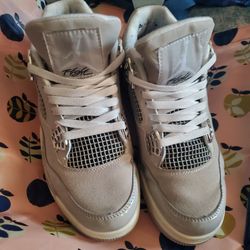 Jordan 4 Frozen Moment size US 7 EUR40