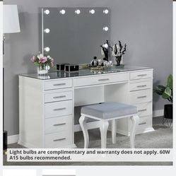 Set Completo Vanity Nuevo En Su Caja / Viene Econ El Banco/ Set Vanity New In Box 