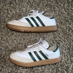 Samba golf shoes