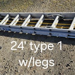 24' Werner aluminum ladder -type 1(250#)-w/spring loaded legs 