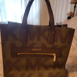 Michael Kors Tote