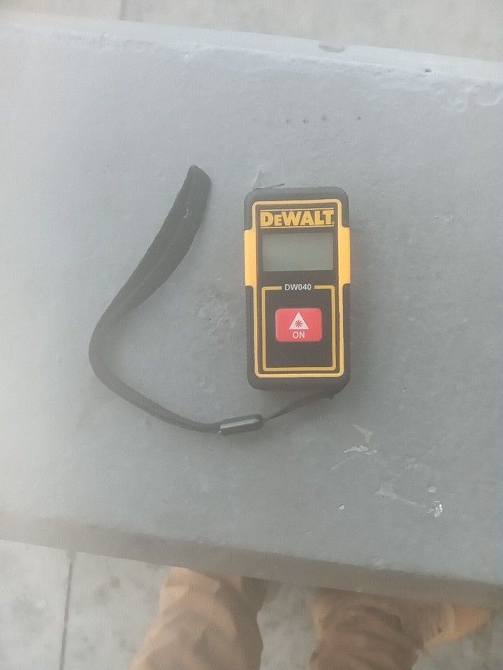 DeWalt Laser