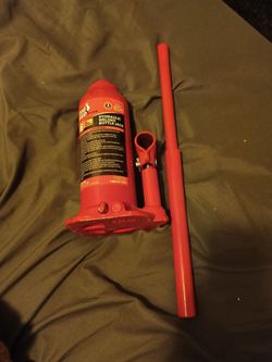 Big red 6 ton hydraulic bottle jack