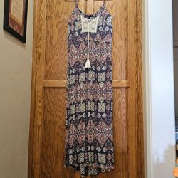 $10   BOHO MAXI DRESS   LARGE