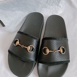 New-Gucci Women Sandal ( Size 37/ 38/39)