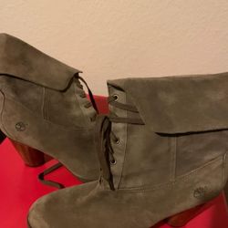 Timberland suede  boots us Size  9.5 