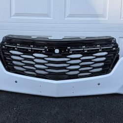 WHITE CHEVROLET EQUINOX 2022 2023 2024 FRONT BUMPER ORIGINAL