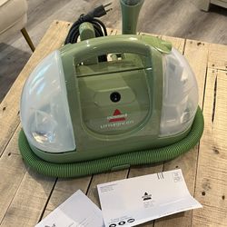 Carpet Cleaner - Upholstery Cleaner
