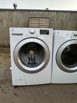 Kenmore washer and dryer laundry