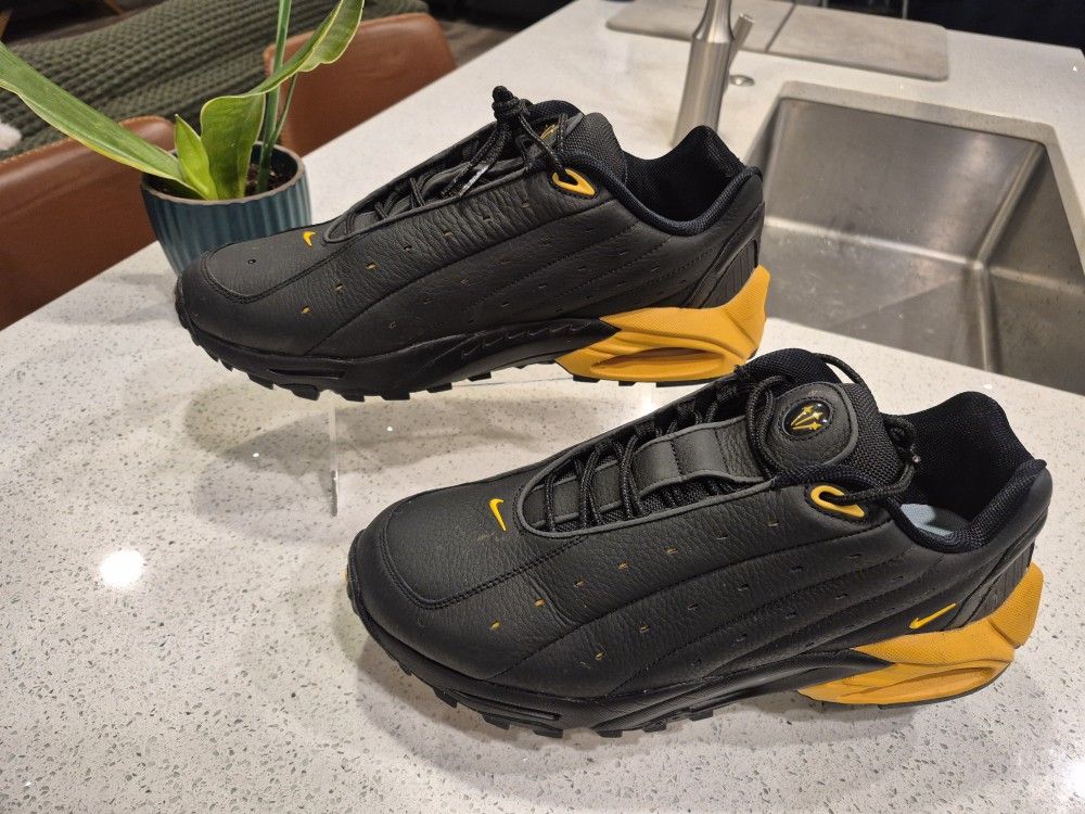 Nike NOCTA x Hot Step Air Terra "Black University Gold"
