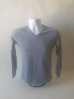 Under Armour boys and gray long-sleeve v-neck tops size small