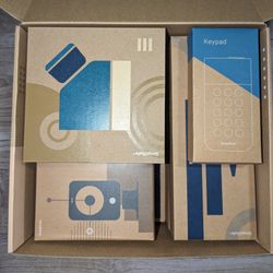 NEW 8 Piece SimpliSafe Home Security System WITH Outdoor Camera 