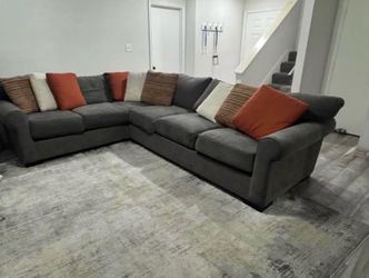Living Spaces Aurora II Sectional