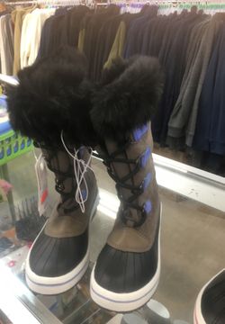 Girl snow boots