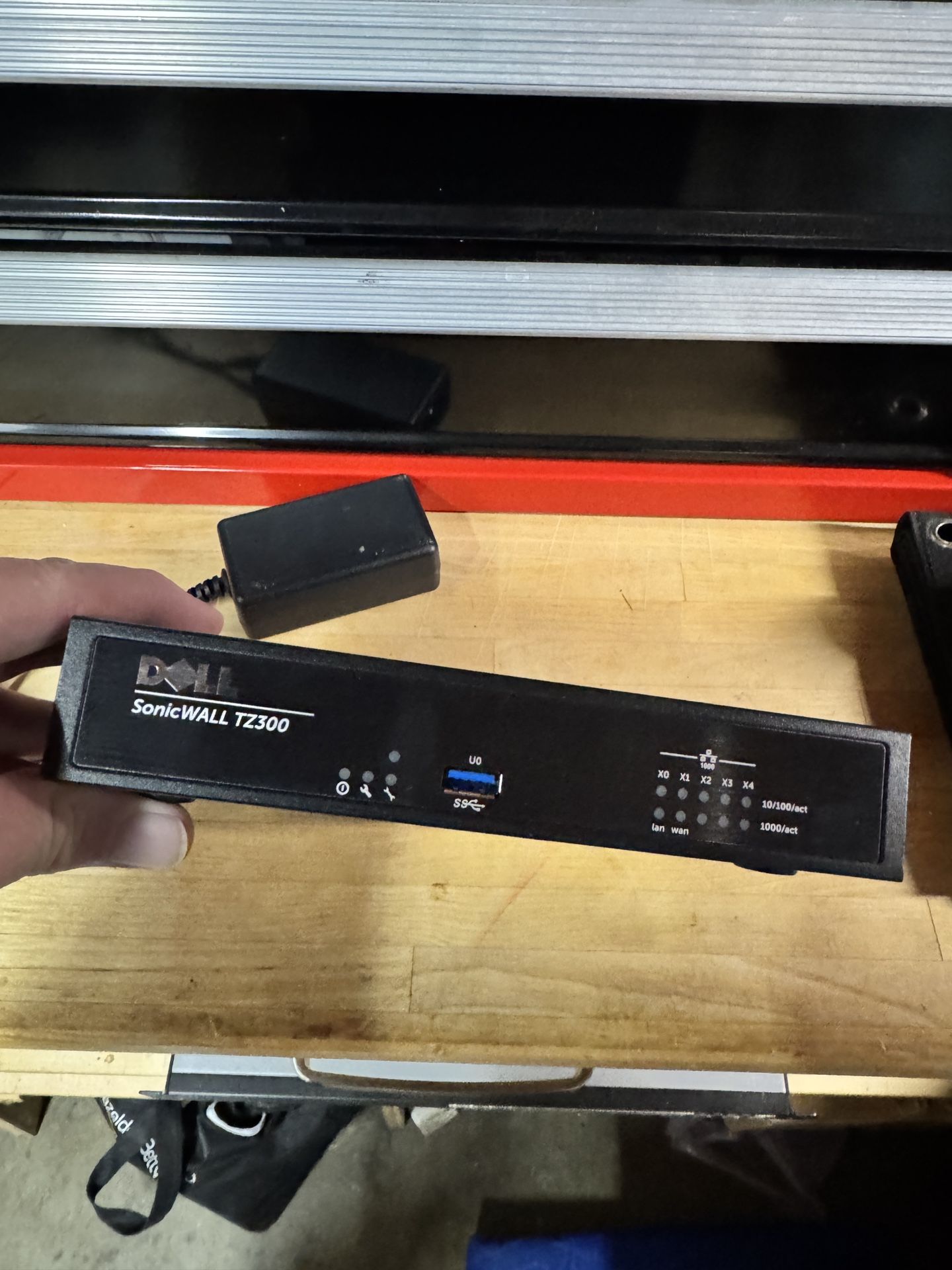 SonicWall TZ300 Firewall