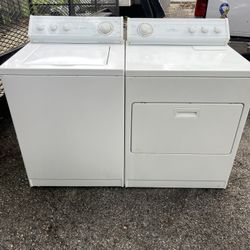 Whirlpool Washer And Electric Dryer Set 