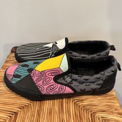 Men’s Disney the burtons the nightmare before Christmas Loafers size 11.5