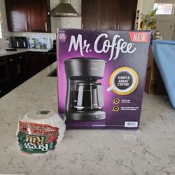MR COFFEE 12 Cup Coffee Maker NIB & Filters