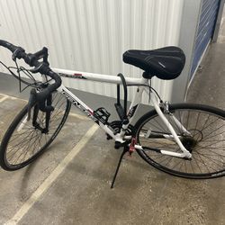  Genesis Road Bike 700cc