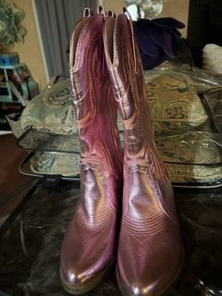Pretty in Metallic Pink sz 11