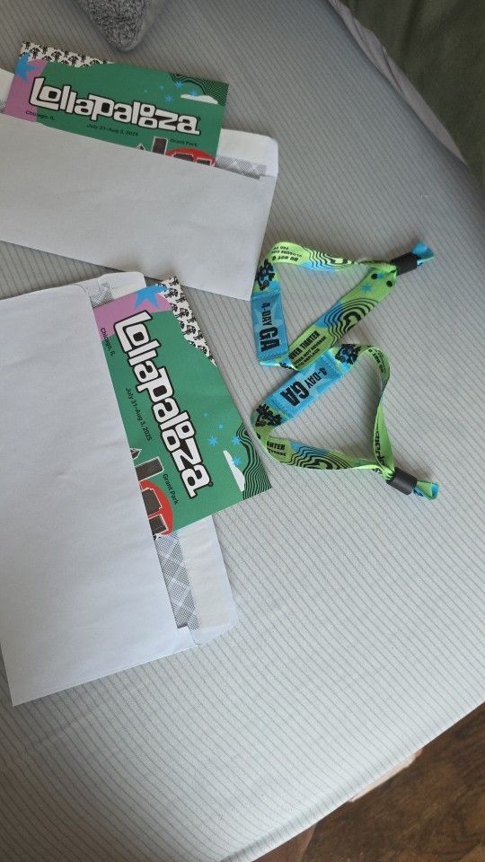 Lollapalooza Ticket 4 Days Each