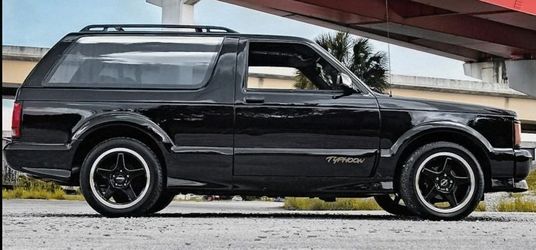 1992 GMC Typhoon