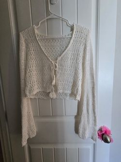 Oatmeal cropped boho sweater size small