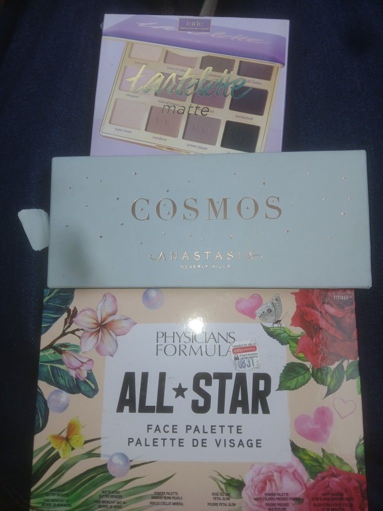 Brand New Eye Shadow/ Blush Pallet