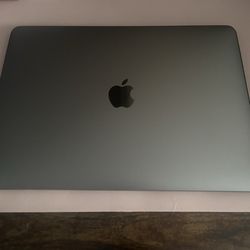 Apple Macbook Pro 2022 m2 13 inch 8gb ram 256gb