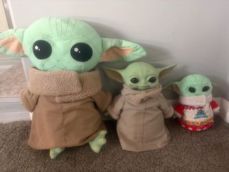 Star Wars Grogu Plush and Figure Set of 3
