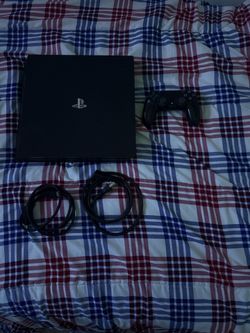 Ps4 pro with one controller and other controller  free