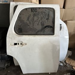 2010 Chevy Rear Door 