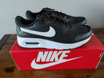 Nike Air Max Black / White