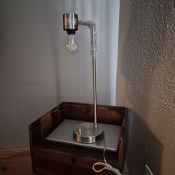 Bedside table lamp with usb charging ports