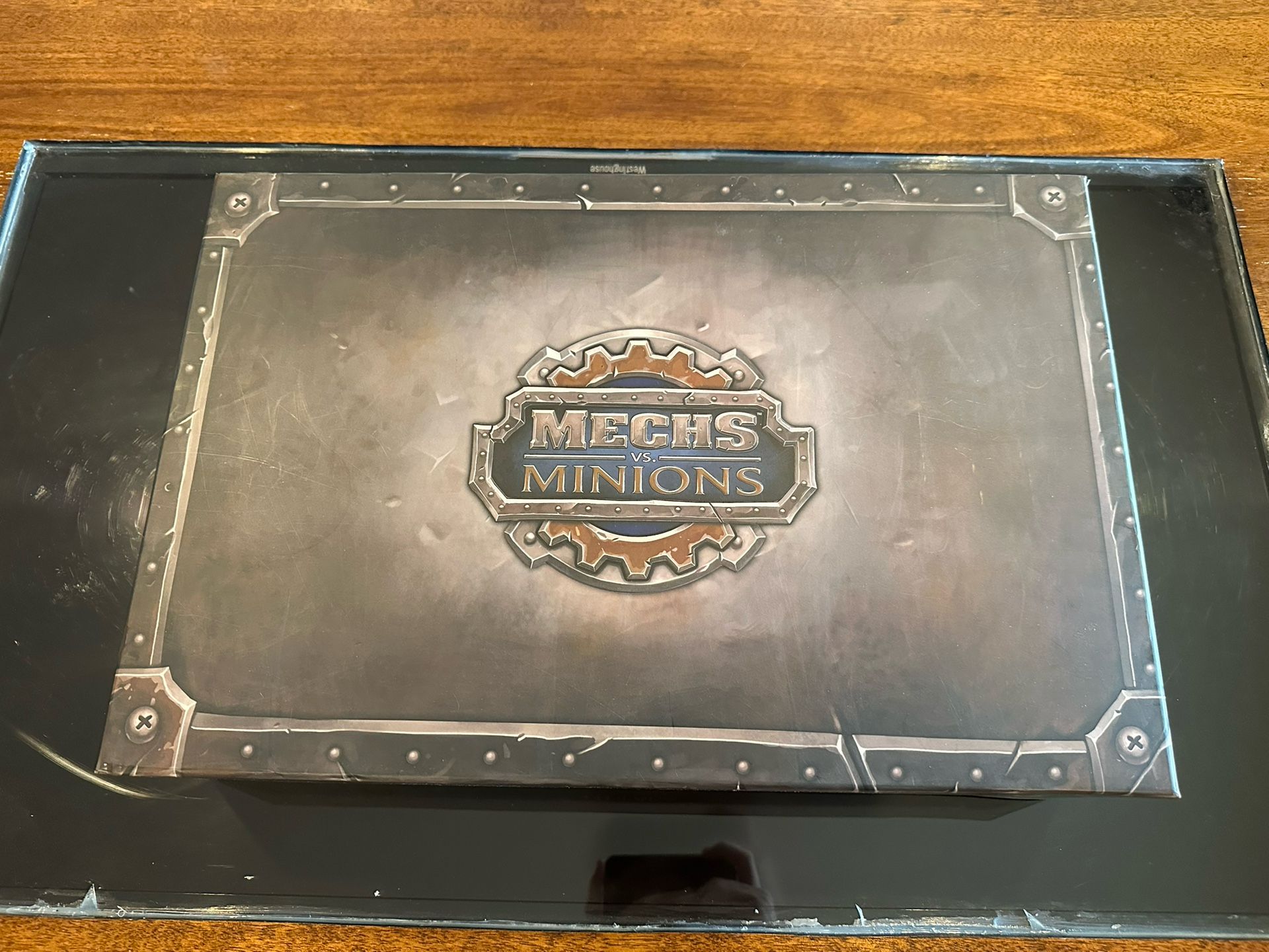 Mechs VS Minions