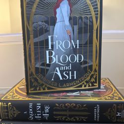 From Blood And Ash Fairyloot 3 Book Set ( Jennifer L. Armentrout)