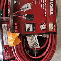 Husky 50 ft. 14/3 Single Lighted
Locking Extension Cord, Red and
Black