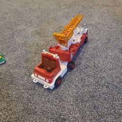 Vintage Fisherprice Hook And Ladder