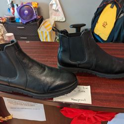 Like New Sr Max Size 11 Boston Men's Boots