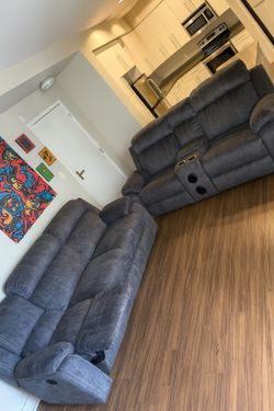 Gray Suede Leather Reclining Sectional w/ Built-In Bluetooth Speakers 