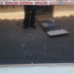 Onn Roku t v 70"     Free..