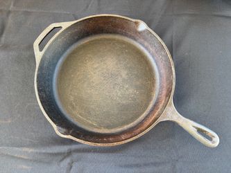 Cast Iron Skillet