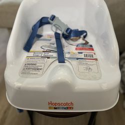 Hopscotch Lane Booster Seat 